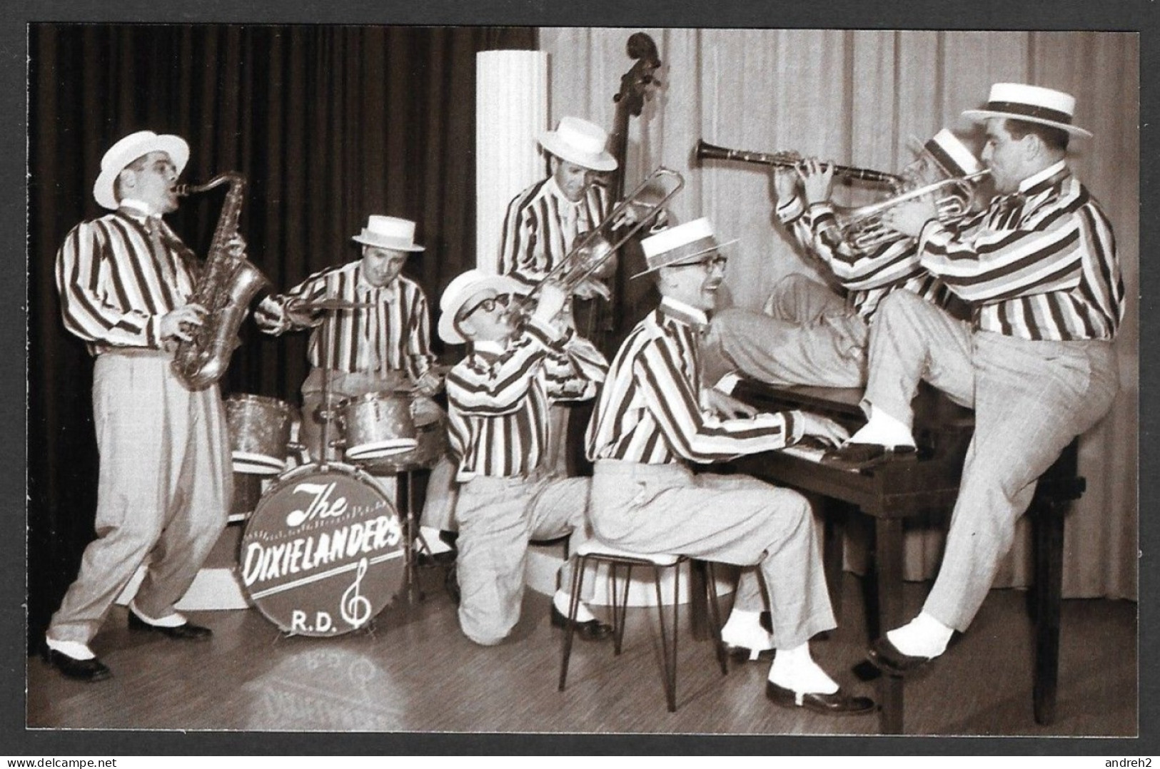 Québec - La Cité - Les Musiciens Du Groupe The Dixielanders - Photo Prise Le 3 Août 1957 - Éditeur Jocelyn Paquet - Québec - La Cité