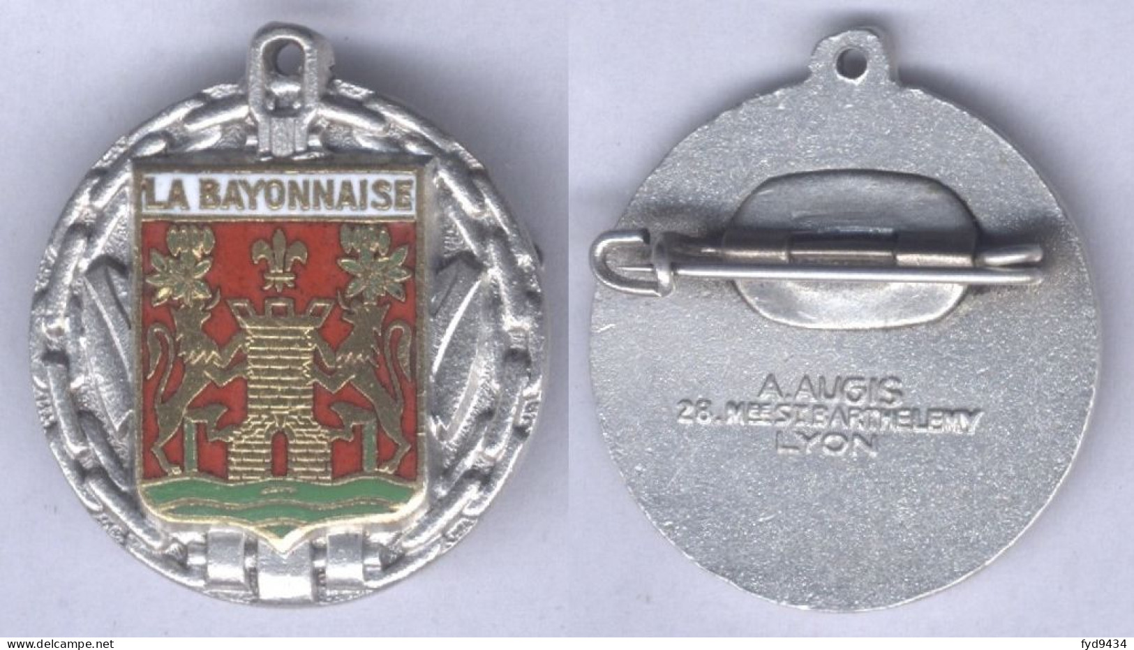 Insigne Du Dragueur Océanique La Bayonnaise - Navy