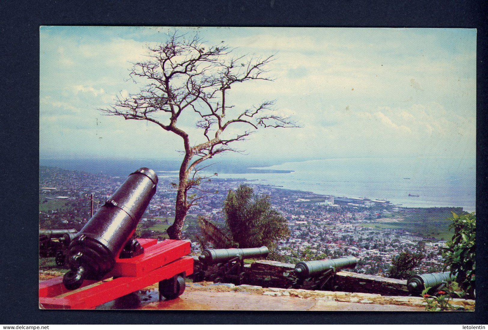 TRINITÉ ET TOBAGO - N° Yt (voir Scan) Obli. DE 1970 SUR CARTE POSTALE POUR LA FRANCE - Trinidad & Tobago (1962-...)