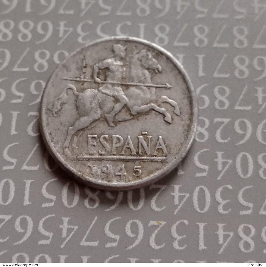 ESPAGNE DIEZ CENTS  1945 N° 230D - 10 Céntimos