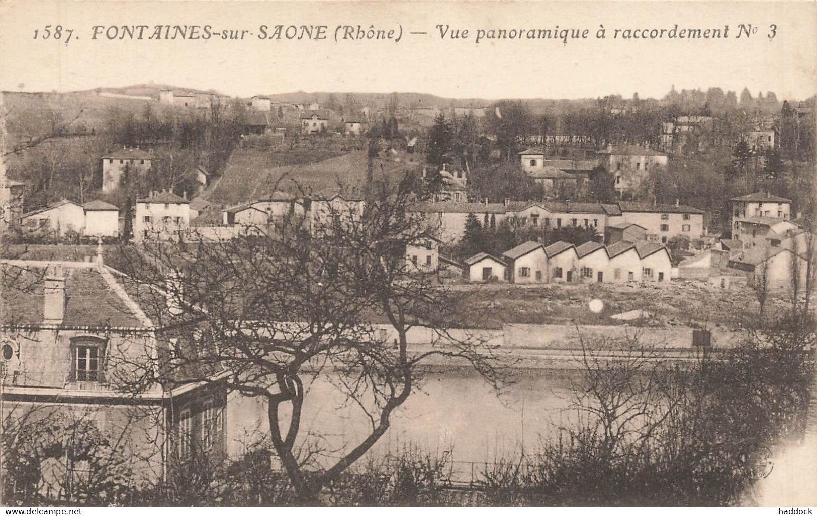 FONTAINES SUR SAONE : VUE PANORAMIQUE A RACCORDEMENT N°3 - Julienas