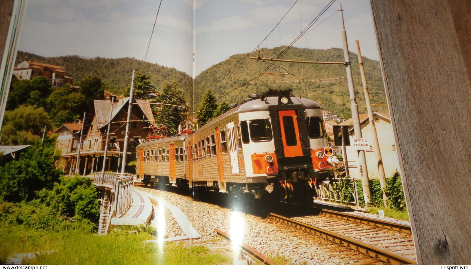 EN LIGNES Revue Ferroviaire N° 52 SNCB NMBS Chemins Fer Train Livrée Verte Diesel 60 Voie Etroite Jonction Nord Midi