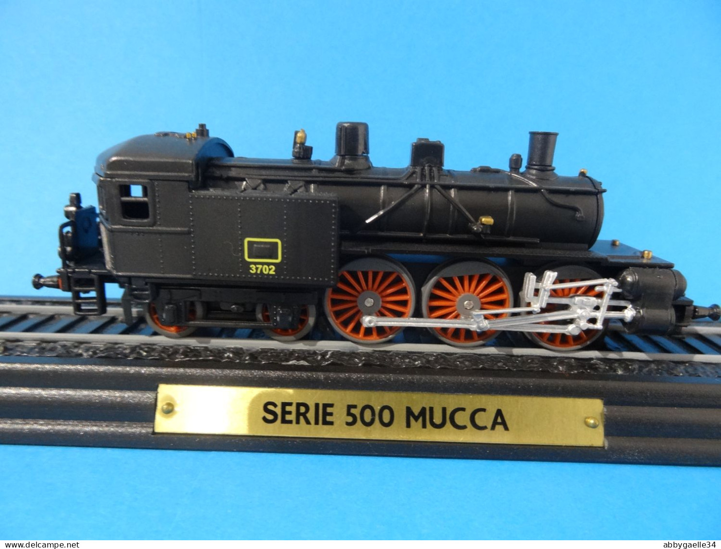 A saisir **Lot de 29 locomotives** en plastique édition HACHETTE voir description pour détail des modèles