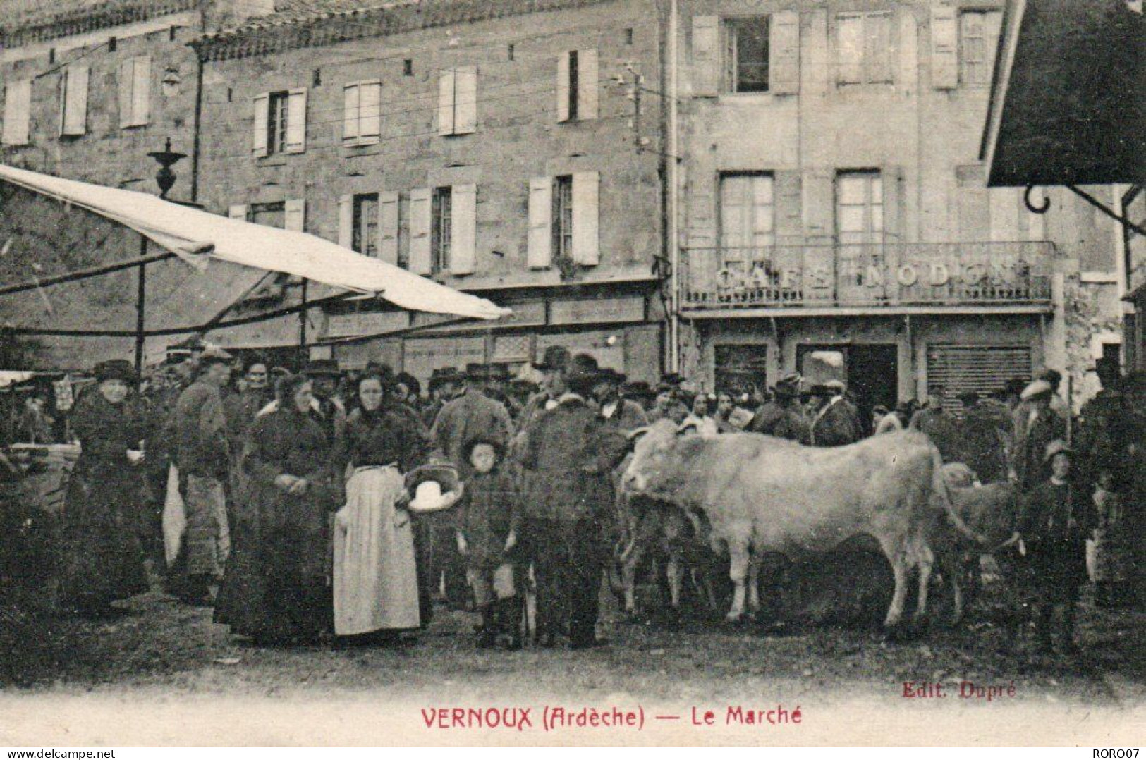 07 Ardèche Très Beau Plan VERNOUX Marché - Vernoux