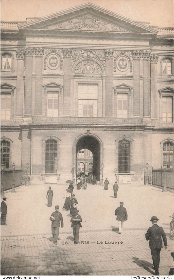 FRANCE - Paris - Façade Du Louvre - Animé - Carte Postale Ancienne - Louvre