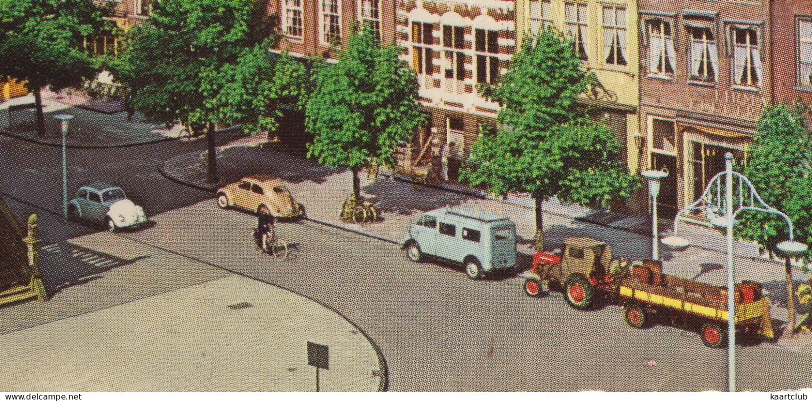 Deventer - Brink Met Waaggebouw - (Overijssel, Nederland/Holland) - 1969 - Tractor,  Lloyd LT 600, VW 1200 - Deventer