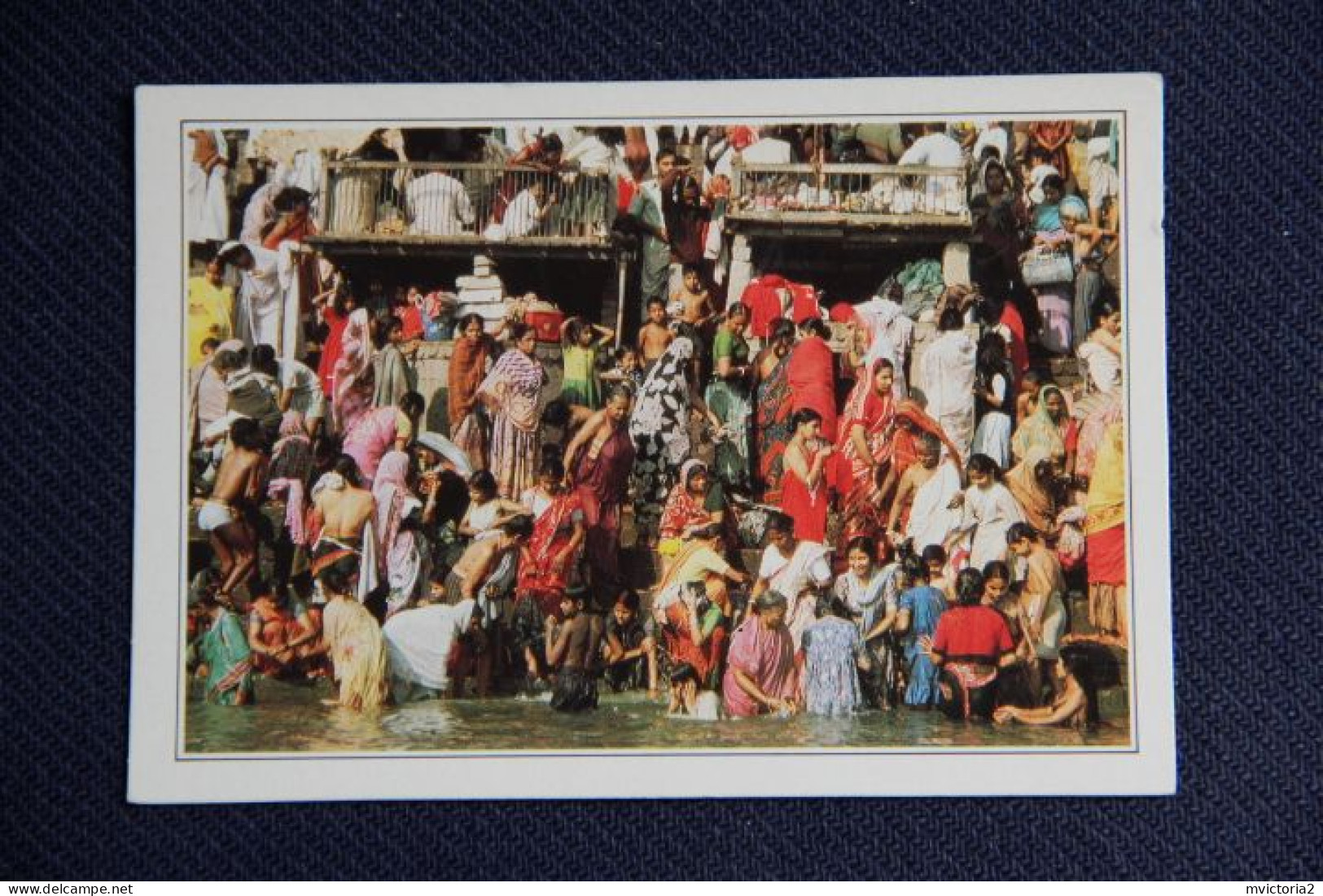 INDES - BENARES : Les GHATS Sur Le GANGE - India