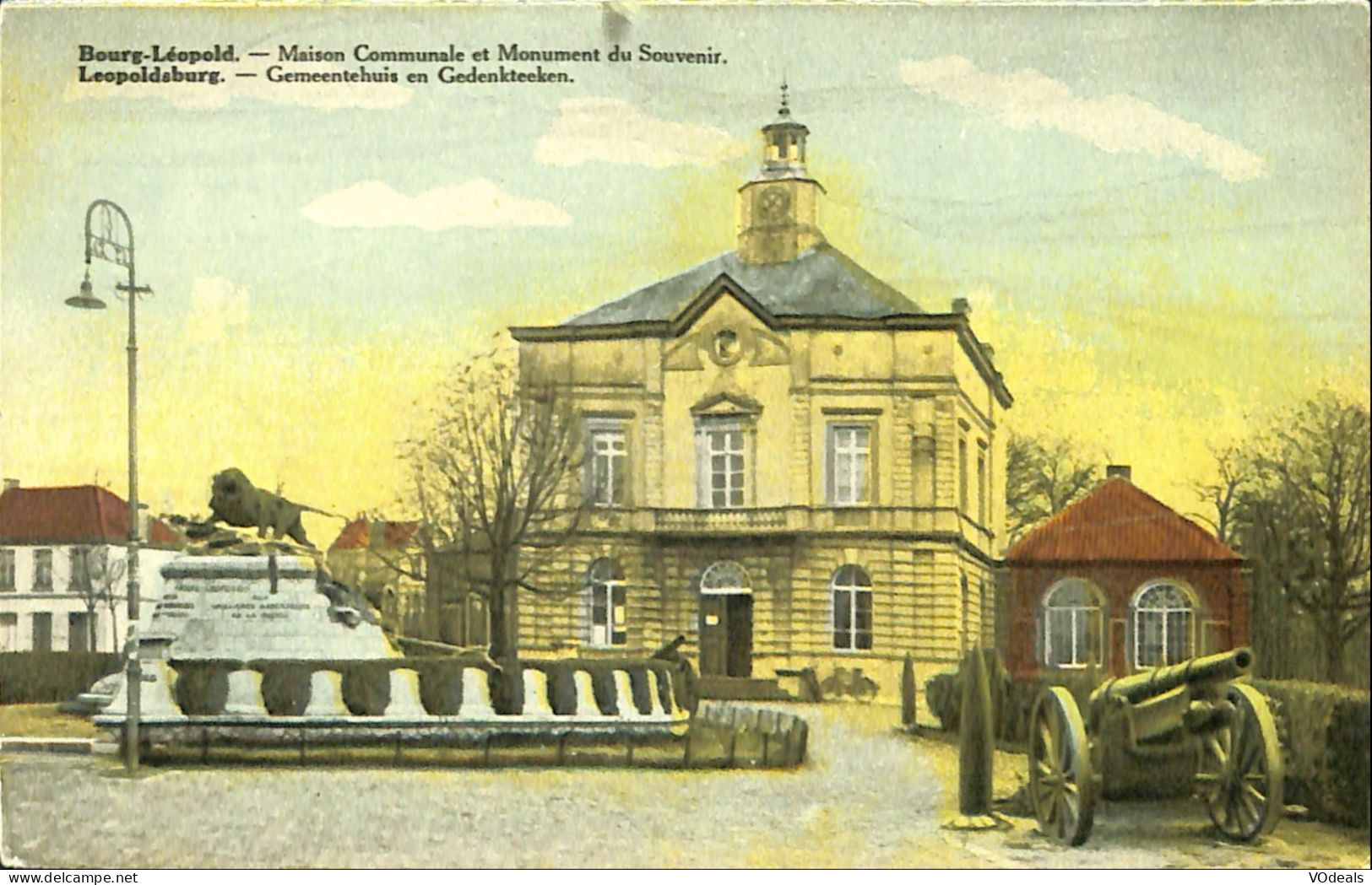 Belgique - Limbourg - Leopoldsburg - Bourg-Léopold - Maison Communale Et Monument Du Souvenir - Leopoldsburg