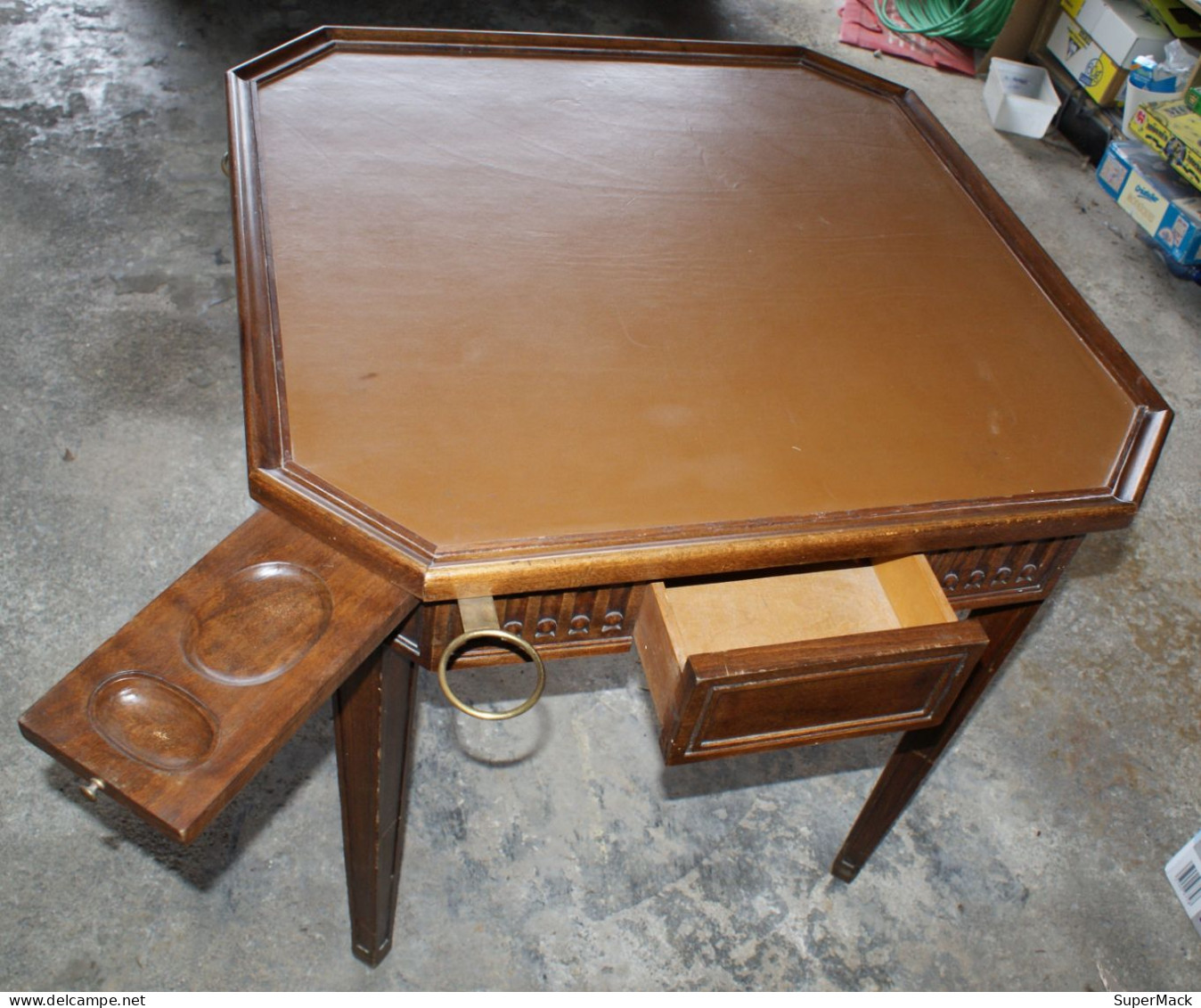 Ancienne Table De Jeux De Cartes, Plateau Recouvert De Cuir - Tables & Pedestals