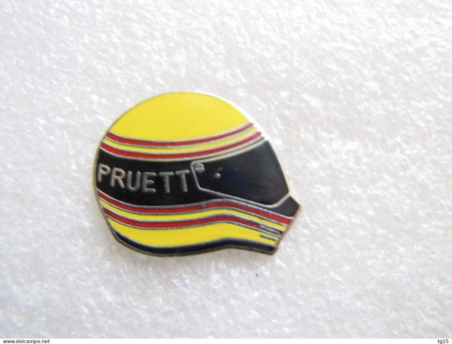 TOP PIN'S    CASQUE  SCOTT  PRUETT  Email Grand Feu  MFS - F1