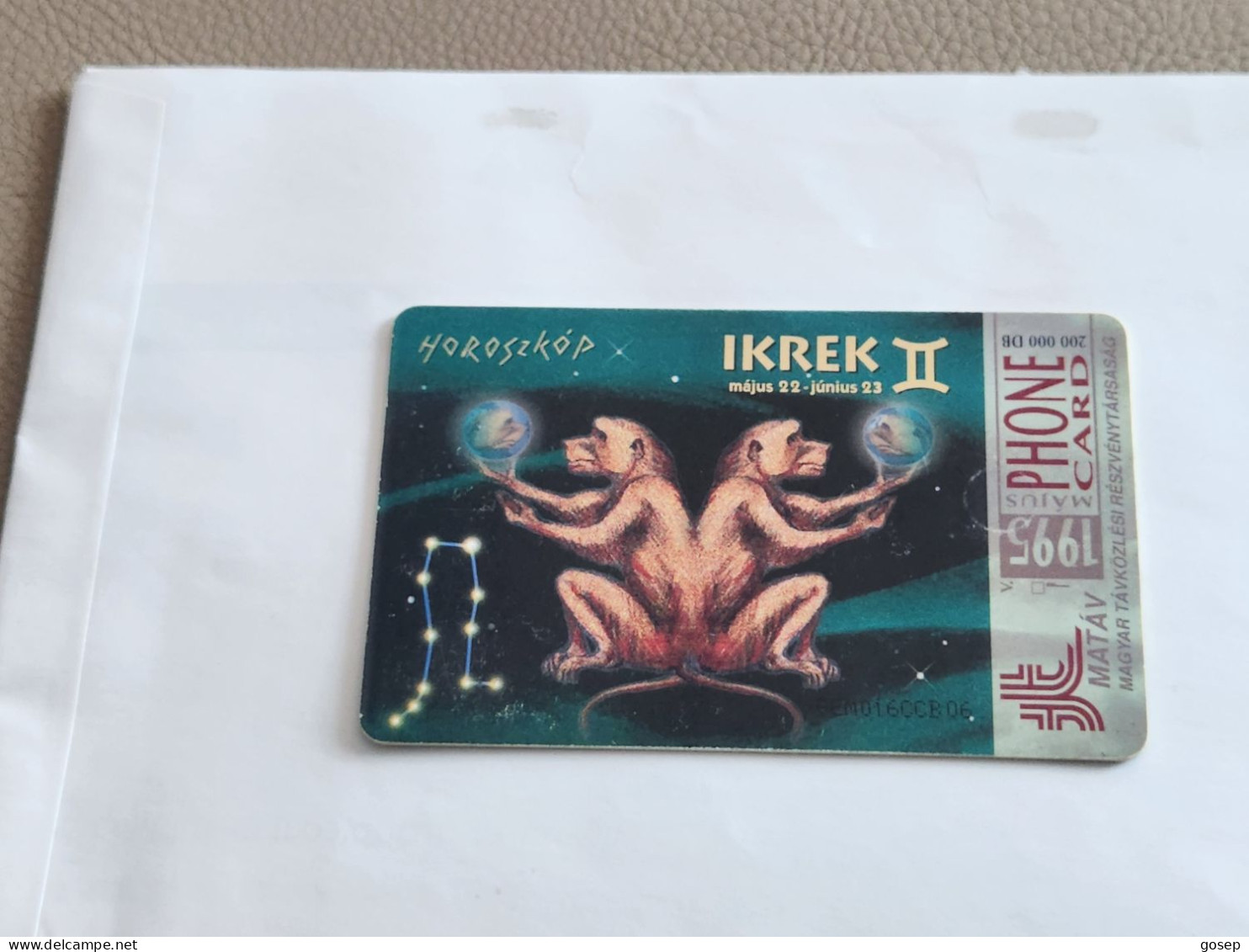 HUNGARY-(HU-P-1995-16B)-HOROSKOP-IKREK-(132)(50units)(GEM1016CCB06)(tirage-200.000)-USED CARD+1card Prepiad Free - Ungarn