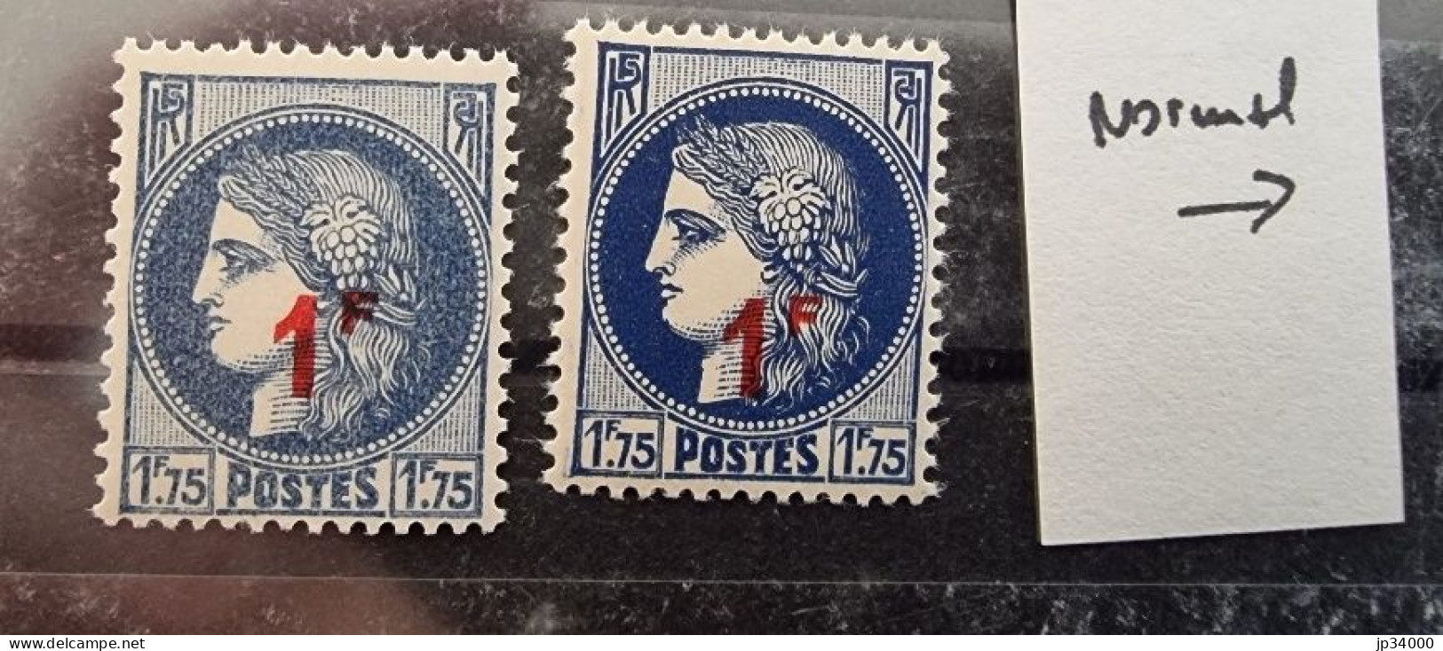 FRANCE Variété Yvert N° 486 Gris Bleu **MNH (la Variété Est Le Timbre De Gauche) - Unused Stamps