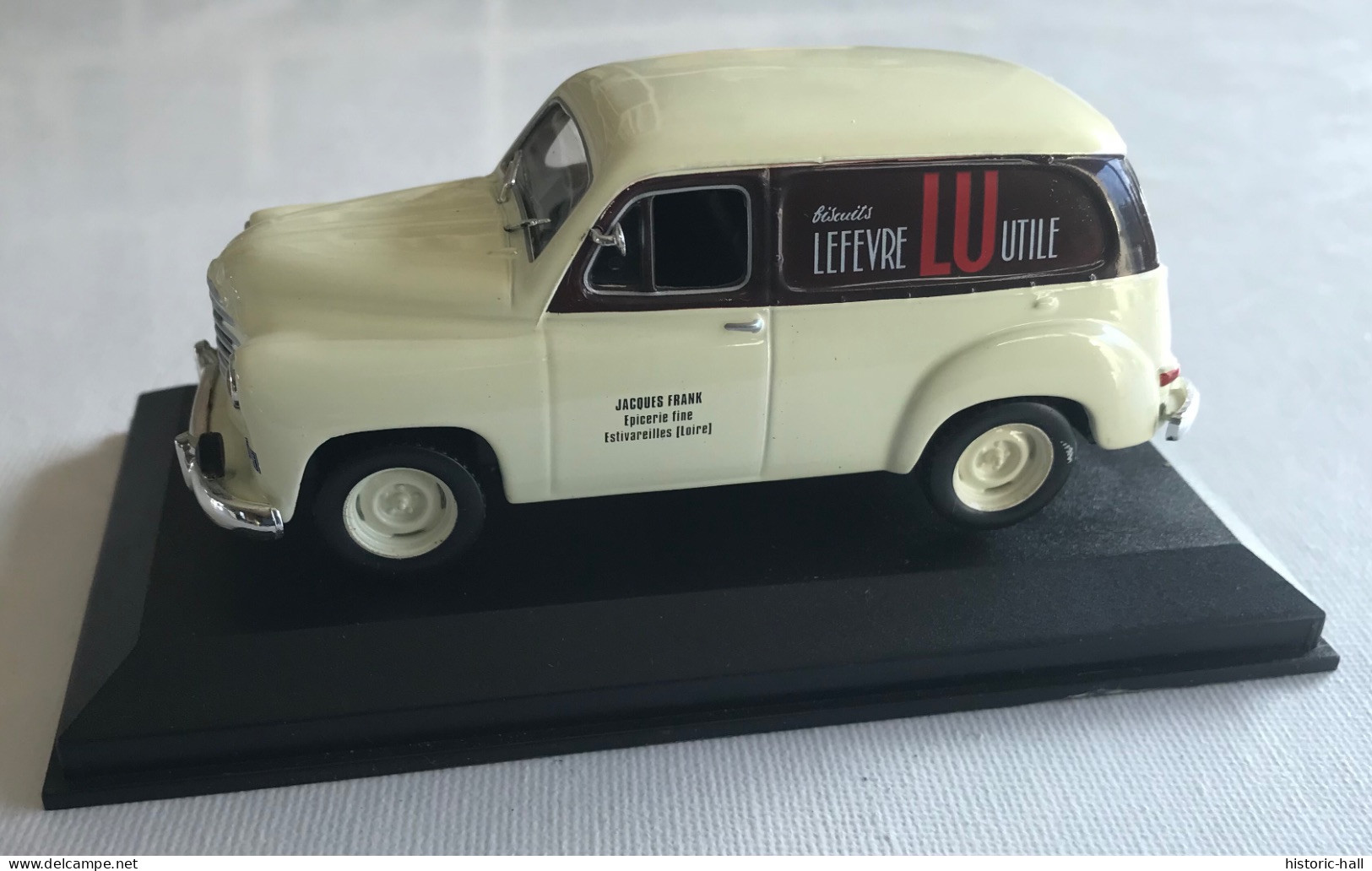 IXO - RENAULT Colorale Prairie (1952) Biscuits LU - Ixo