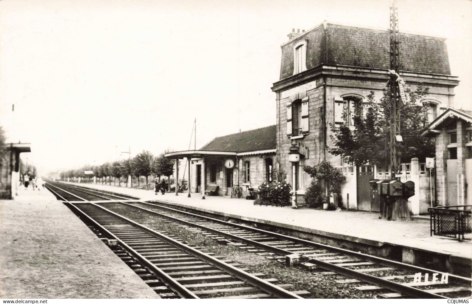 95 - MERIEL _C00909_ La Gare - 14x9 CPSM - Meriel