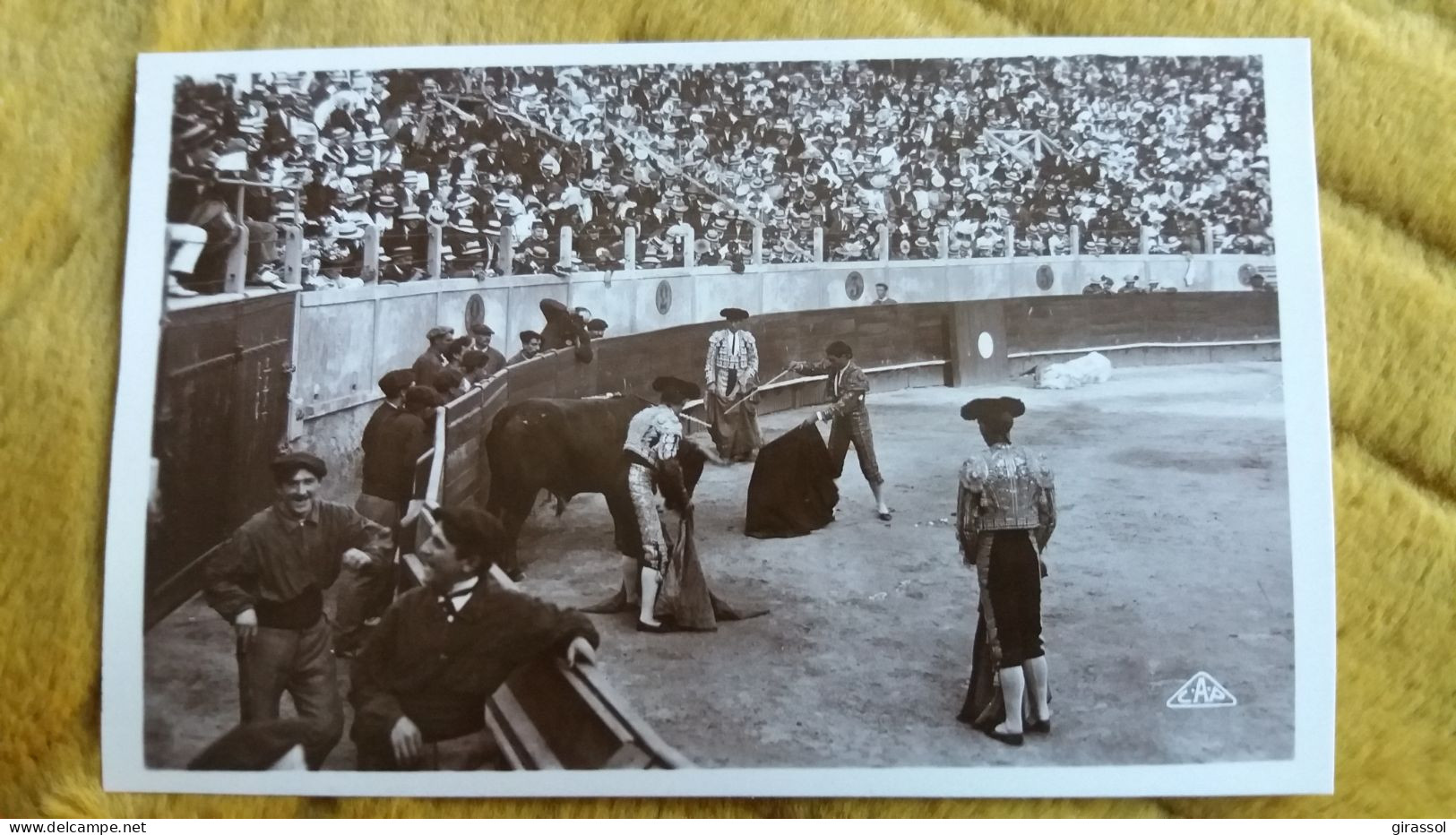 CPA COURSE DE TAUREAUX COUP DE GRACE AU TAUREAU DEBOUT  1930 ED C A P 8 TAUREAU TORO TORERO TOREADOR ? - Tauri