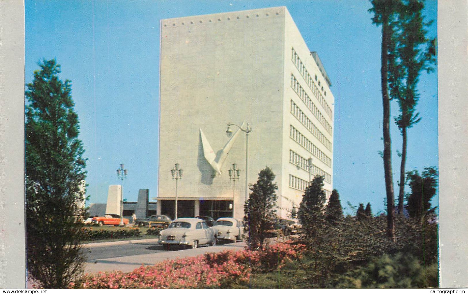 Postcard United States Michigan Detroit The Veterans Memorial - Detroit