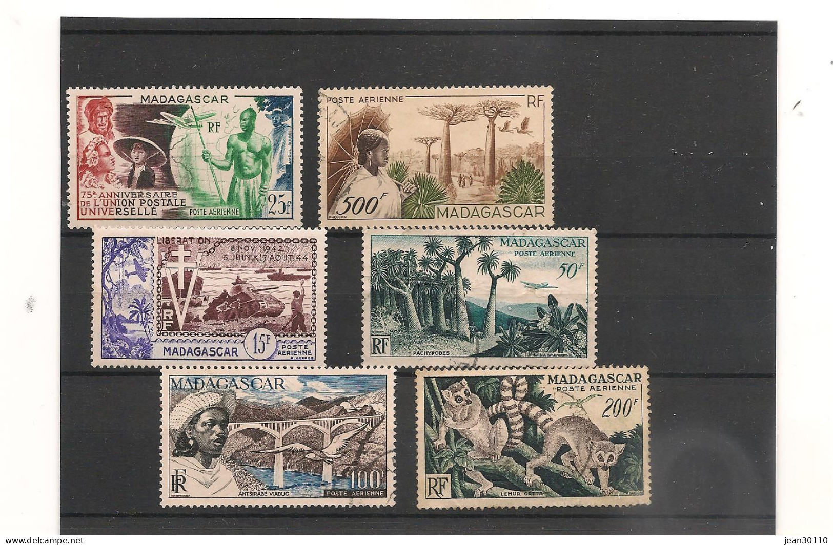 MADAGASCAR ANNÉES 1941/49 LOT DE TIMBRES Cote : 100 €+ - Airmail