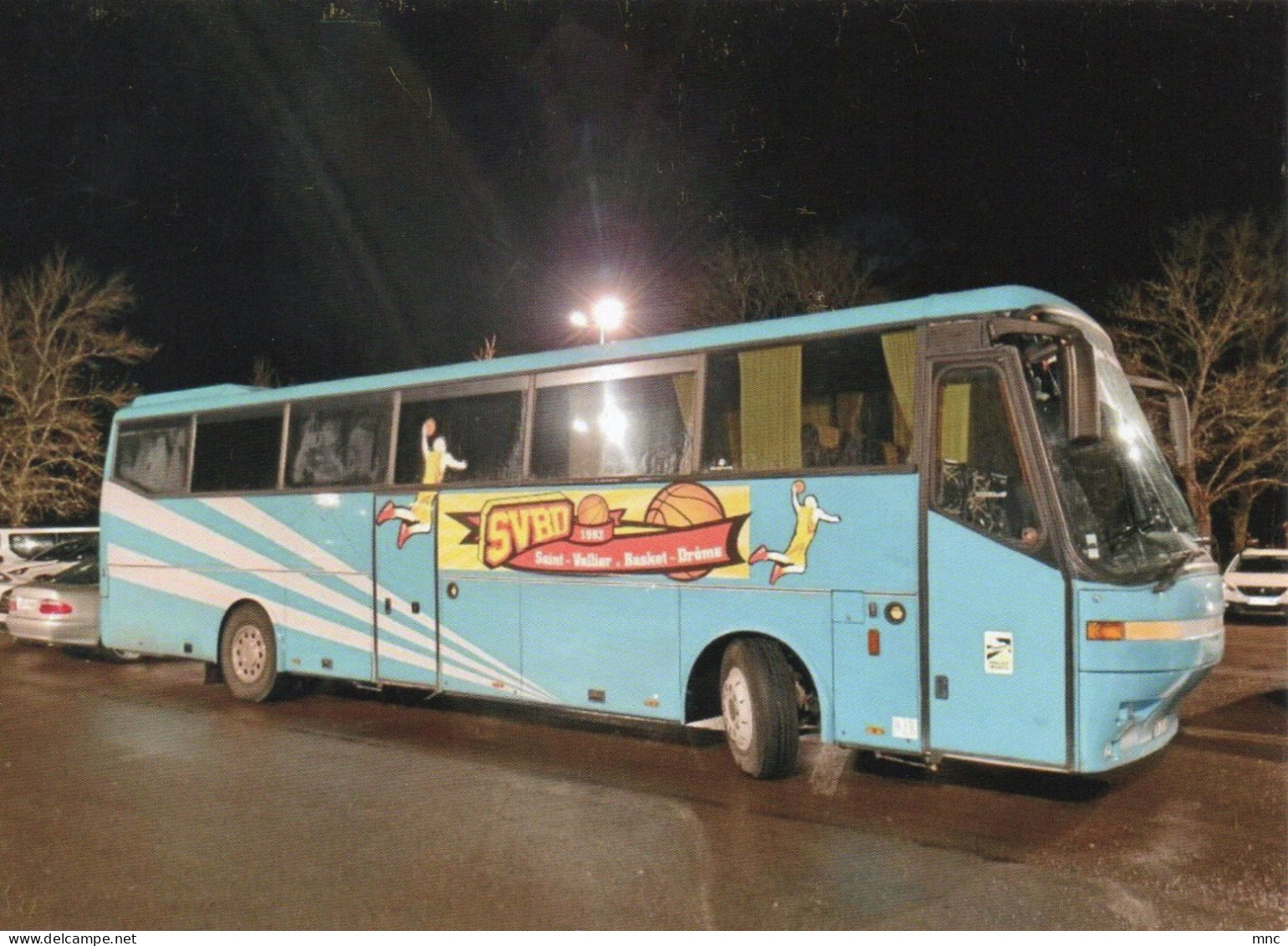 Le Bus De Saint-Vallier Basket Drôme - Basket-ball