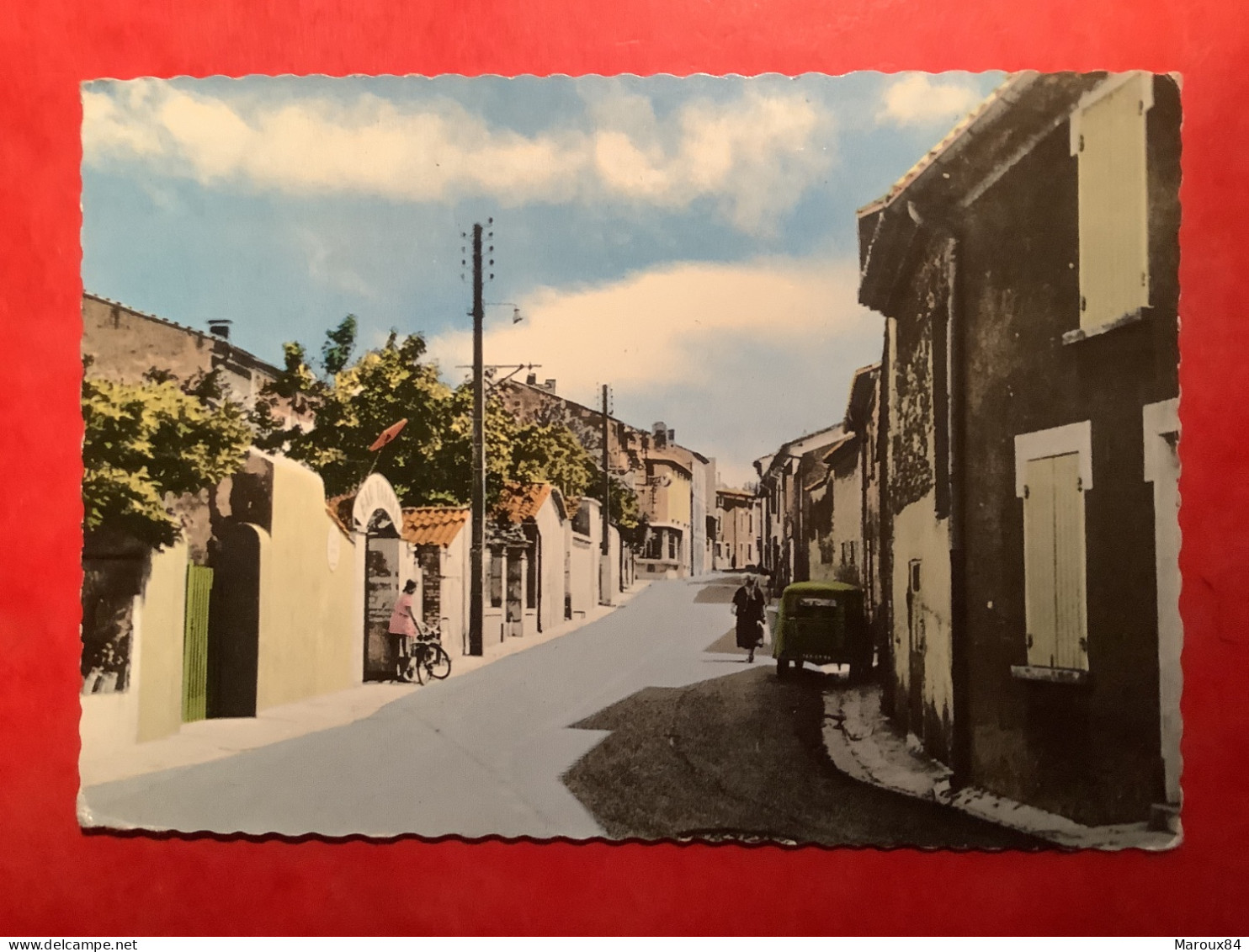 84/ Cpsm Morieres Les Avignon Rue De La Paix - Morieres Les Avignon