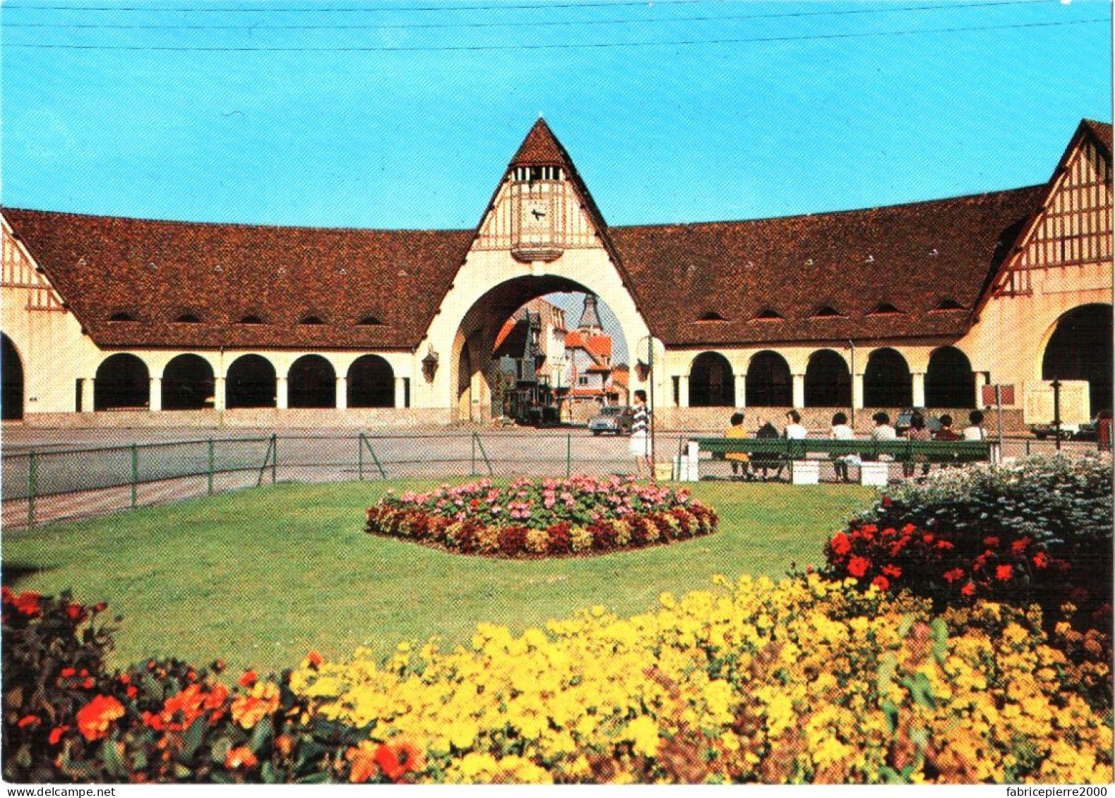 CPM 62 (Pas-de-Calais) Le Touquet-Paris-Plage - Le Marché Couvert Et Les Jardins TBE - Halles