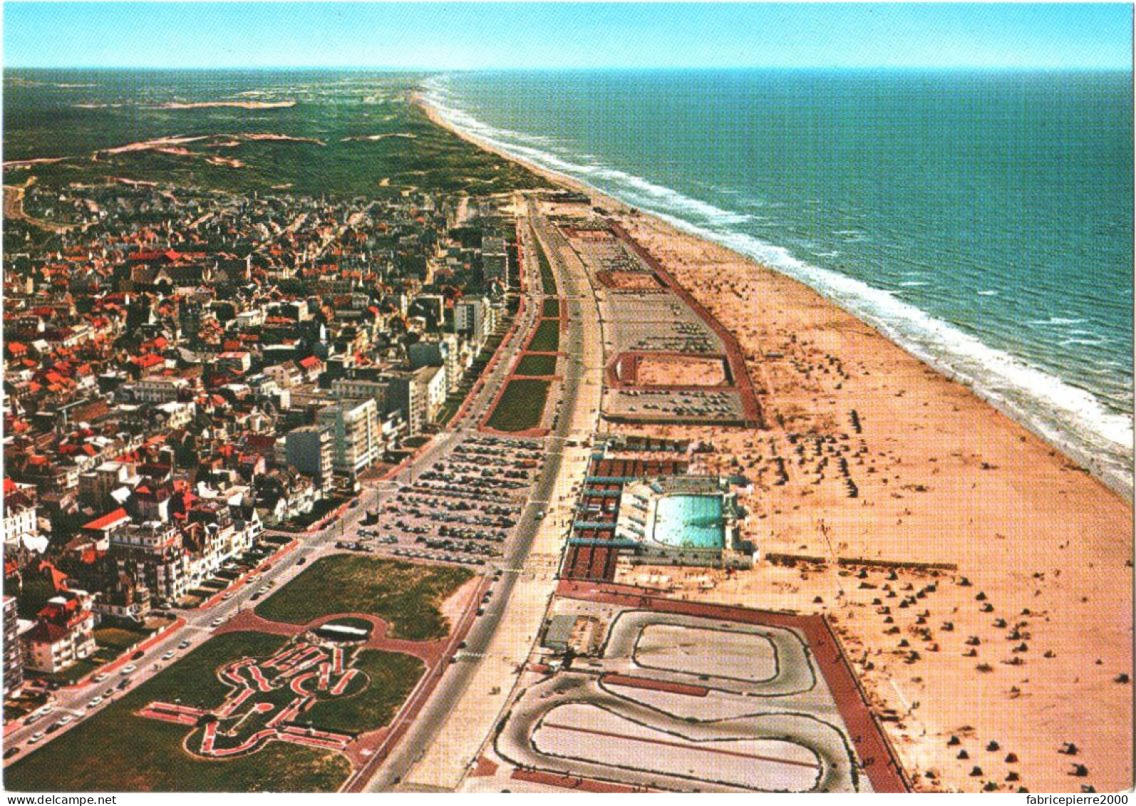 CPM 62 (Pas-de-Calais) Le Touquet-Paris-Plage - Vue Générale Sur La Plage Et Le Boulevard De La Plage TBE - Zwemmen