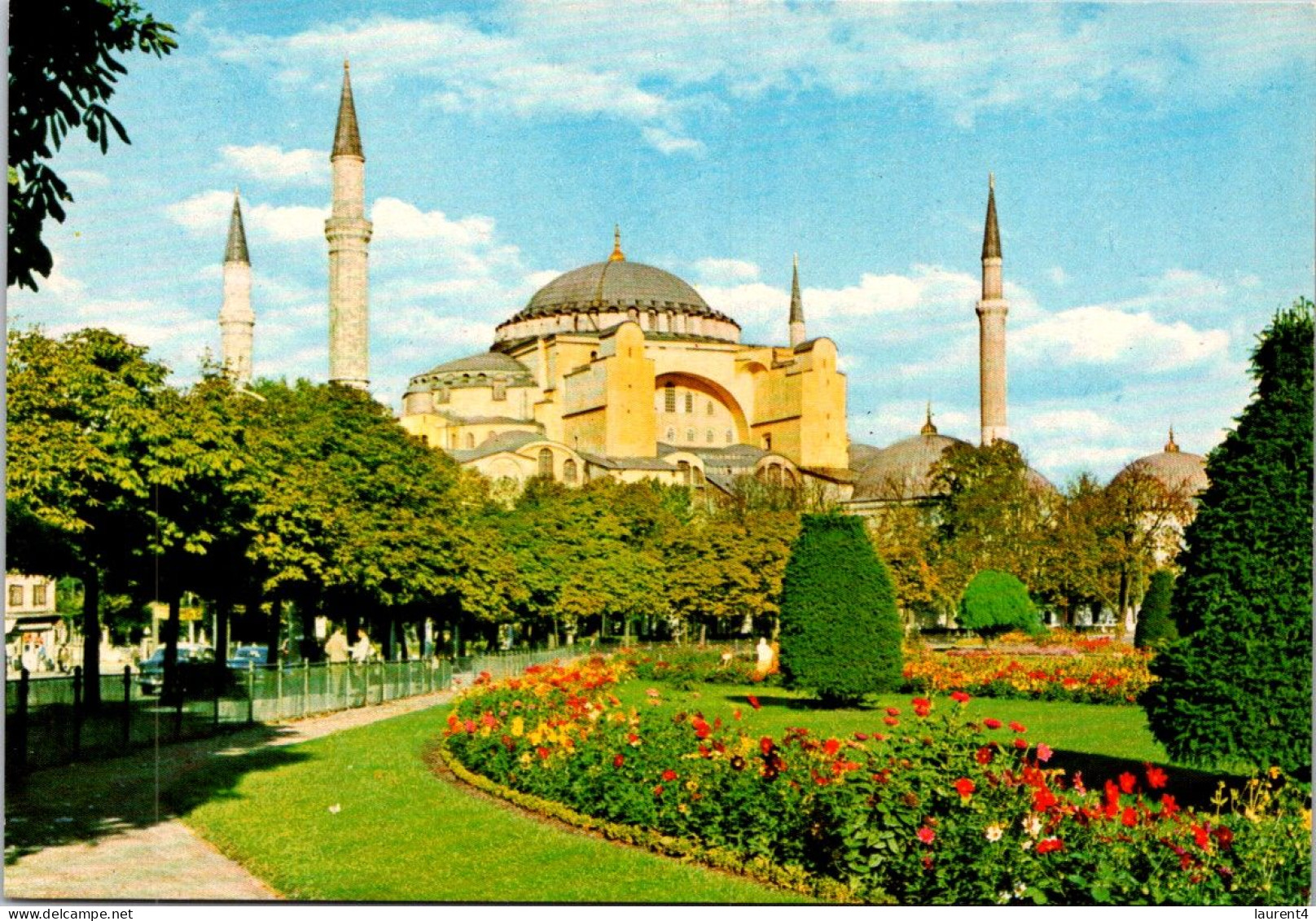 23-11-2023 (3 V 11) Turkey - Istanbul - St Sphia Museum (now A Mosque) - Islam