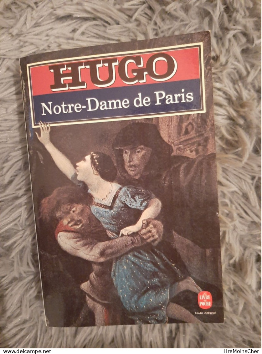 VICTOR HUGO / NOTRE DAME DE PARIS / LIVRE DE POCHE ROMAN HISTORIQUE QUASIMODO ESMERALDA - Aventure