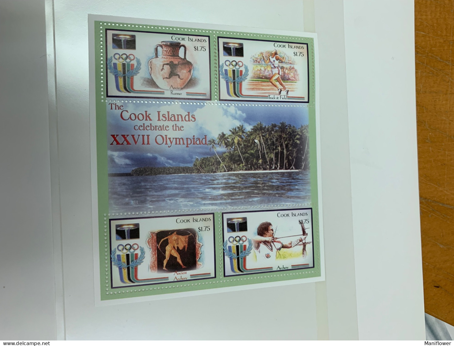 Cook Island Stamp Olympic Archery Run Track And Field - Tiro Al Arco