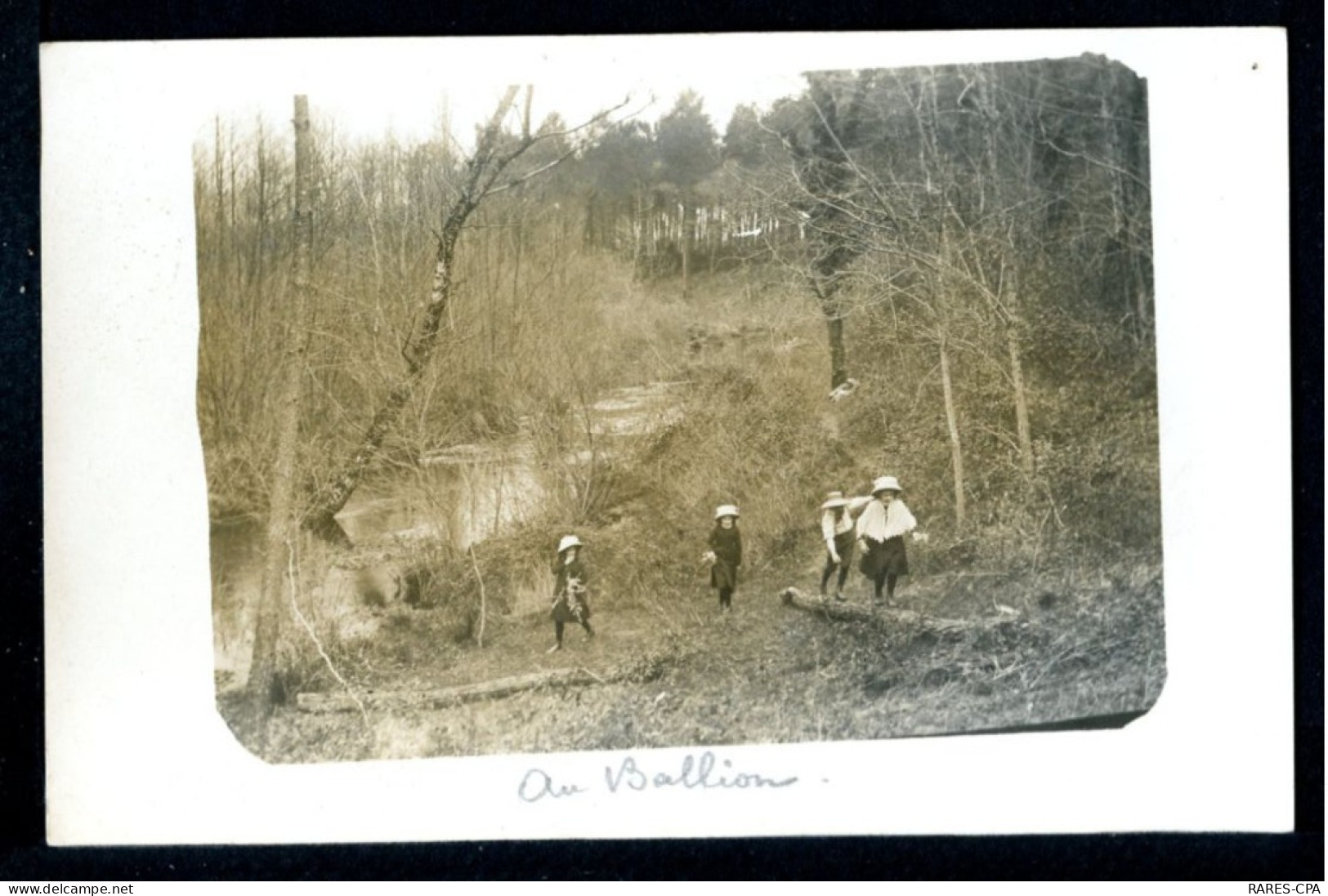 33 VILLANDRAUT - 12 CPA Photos famille de Chatelains en 1911 - chateau ou demeure à identifier à VILLANDRAUT