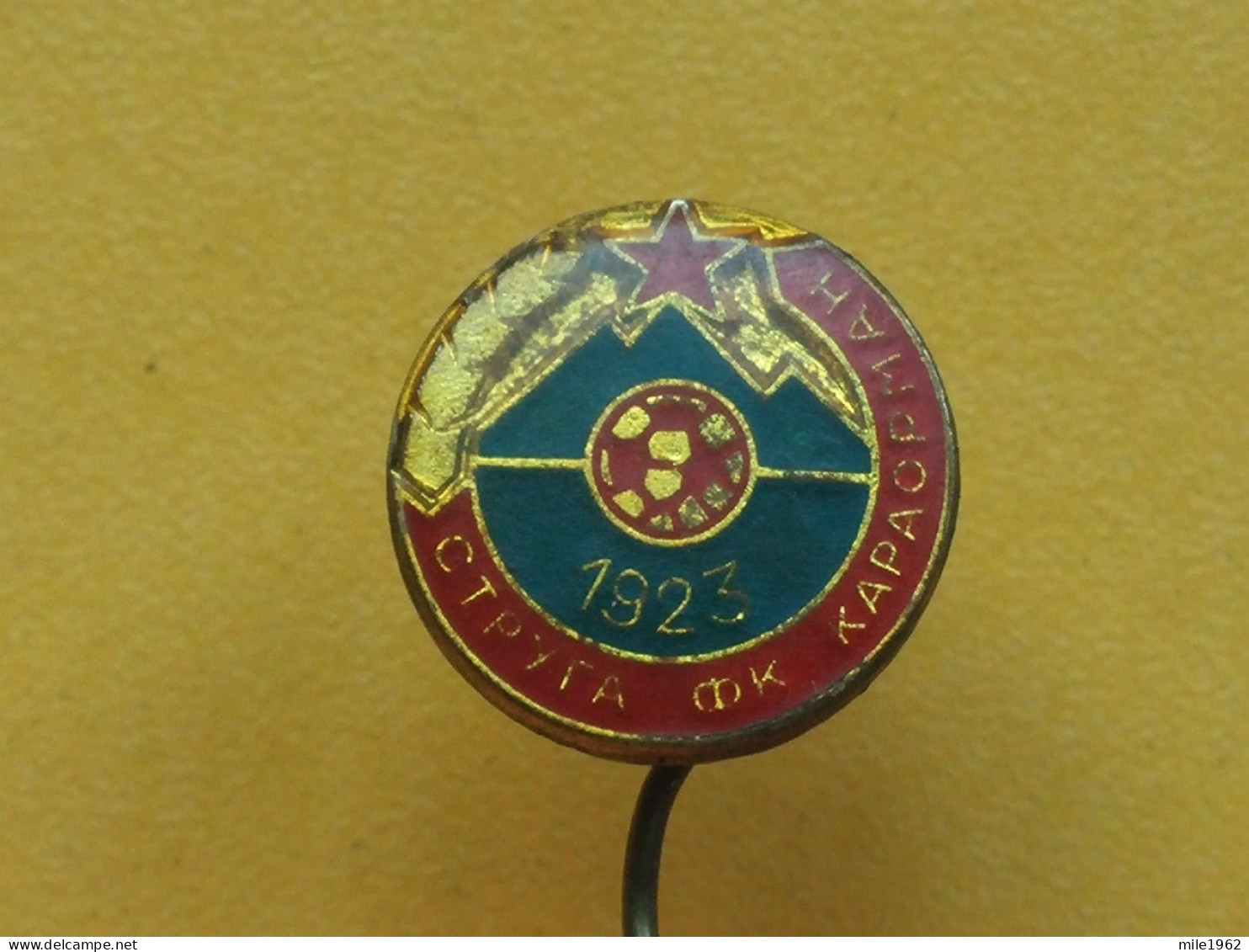 Badge Z-22-13 - SOCCER, FOOTBALL CLUB KARAORMAN, STRUGA, MACEDONIA - Football