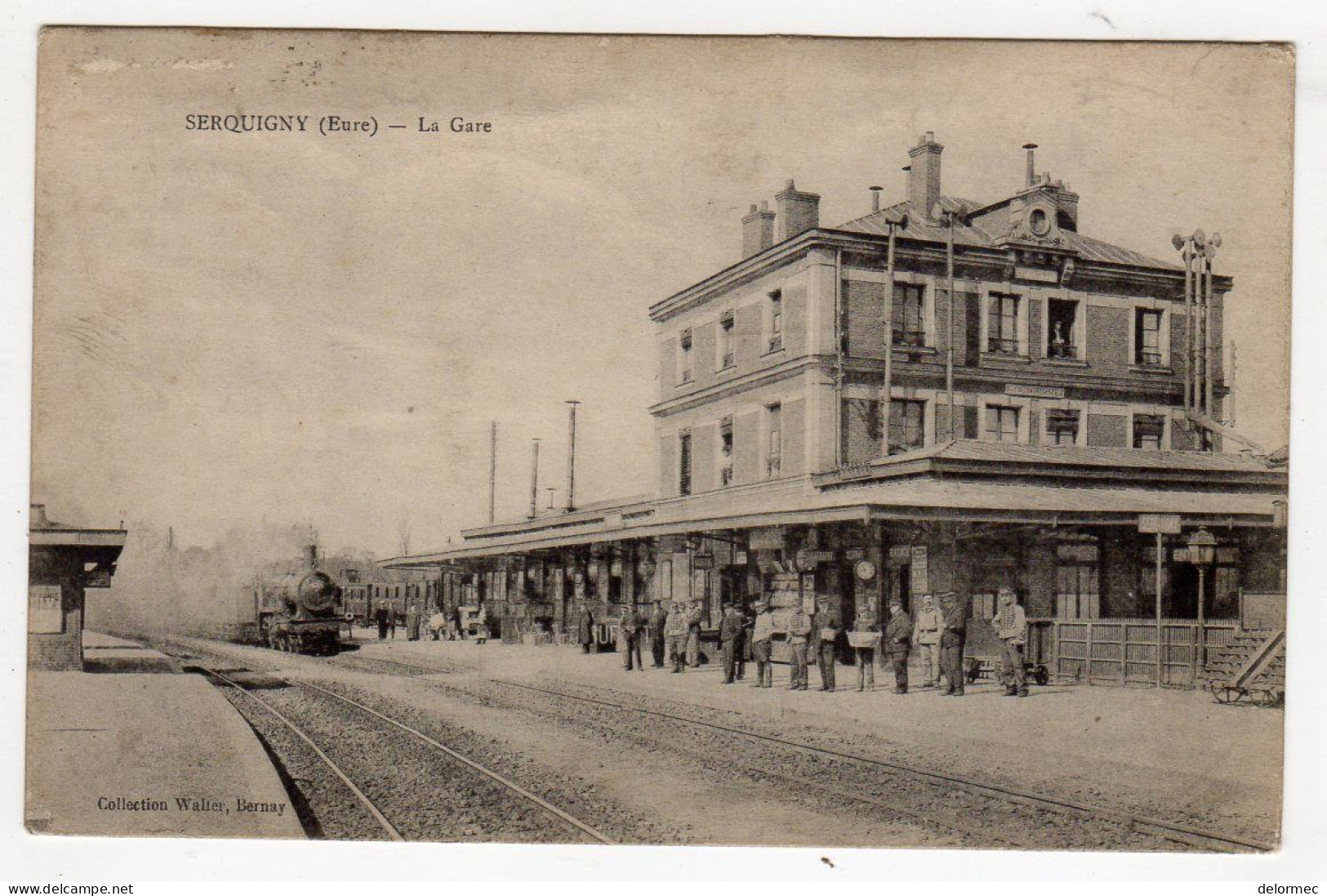 CPA Serquigny Eure 27 Locomotive à Vapeur Dans La Gare Chemin De Fer Animée éditeur Walier à Bernay - Serquigny