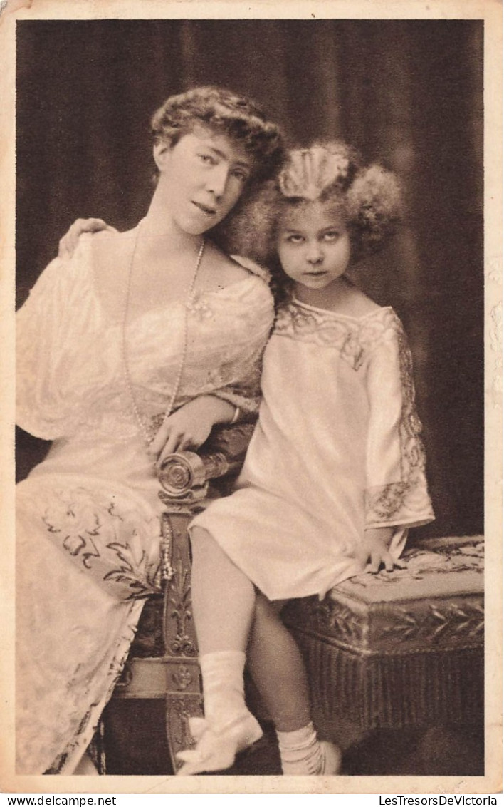 FAMILLES ROYALES - Reine Elisabeth Et La Princesse Marie-José - Carte Postale Ancienne - Koninklijke Families