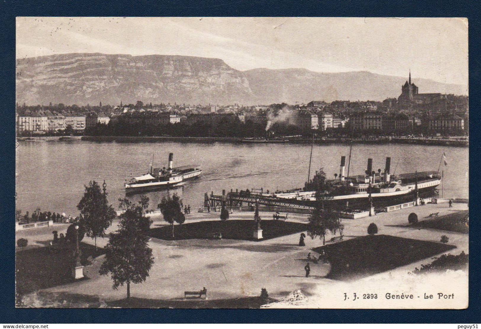 Genève. Le Port. Bateaux à Vapeur Sur Le Lac Léman. La Cathédrale Saint.Pierre Et Les Alpes Bernoises. 1917 - Genève