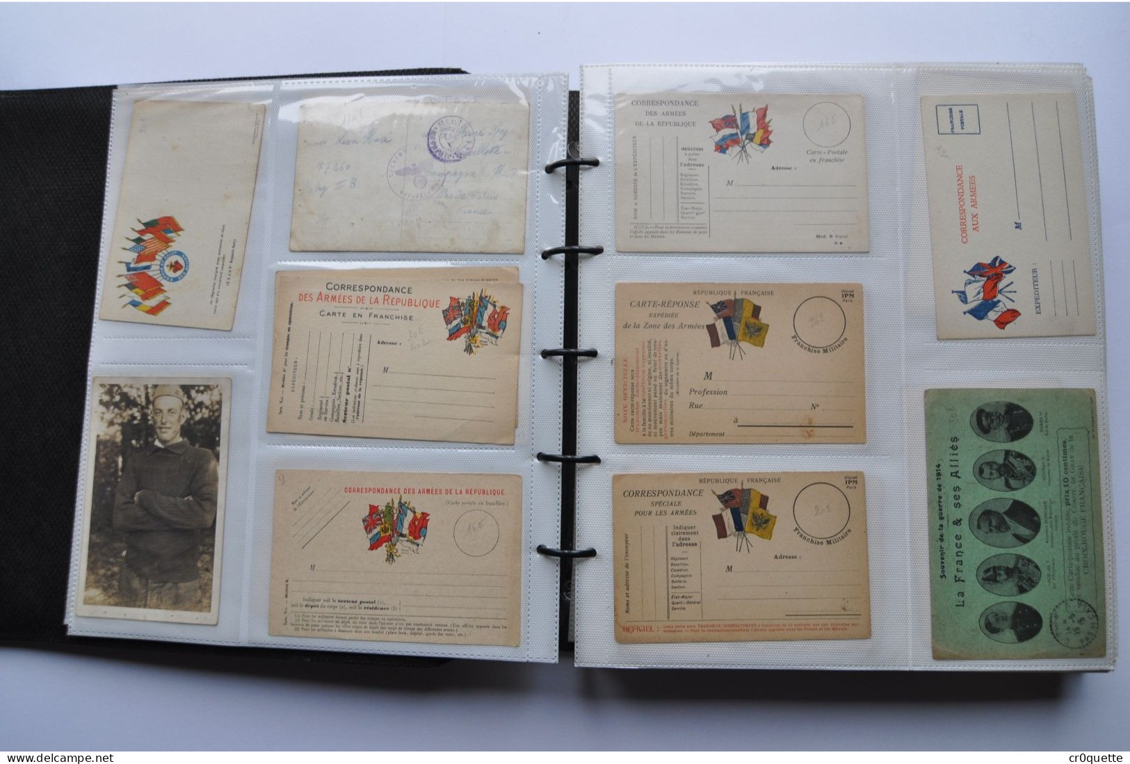 # THEME - MILITARIA / ALBUM MILITAIRE De 390 CARTES POSTALES - Colecciones Y Lotes