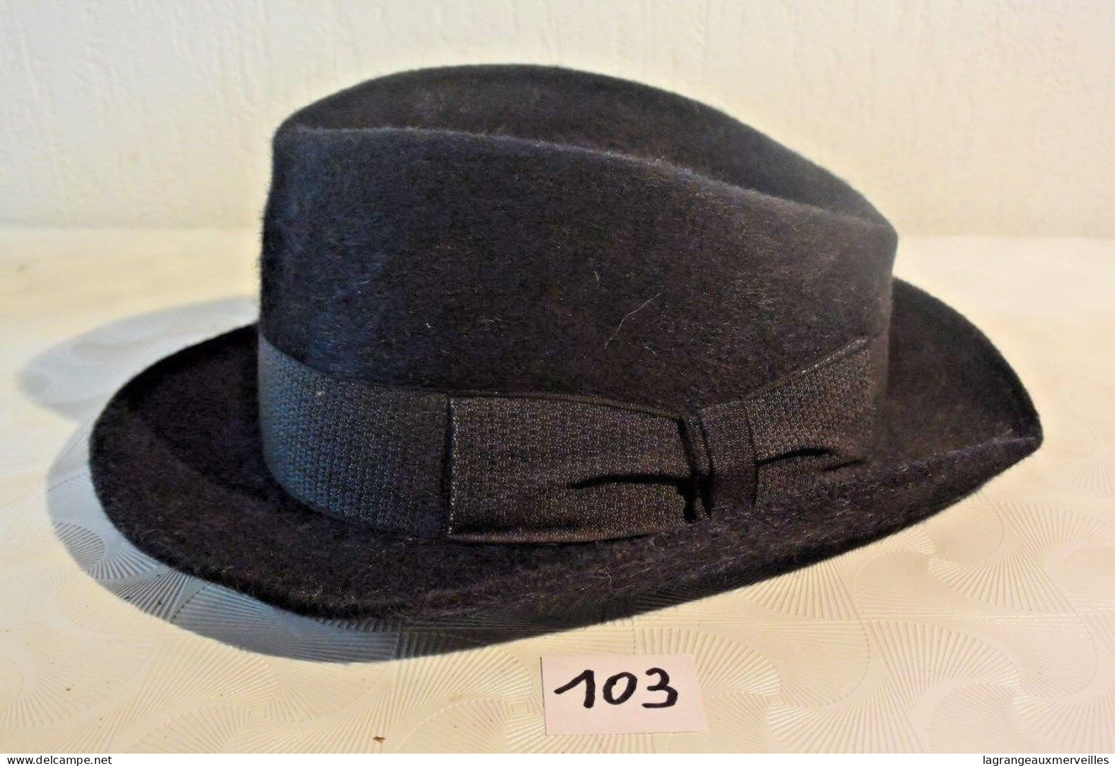 C103 Chapeau D'homme Perfect De Taille 56 - Autres & Non Classés