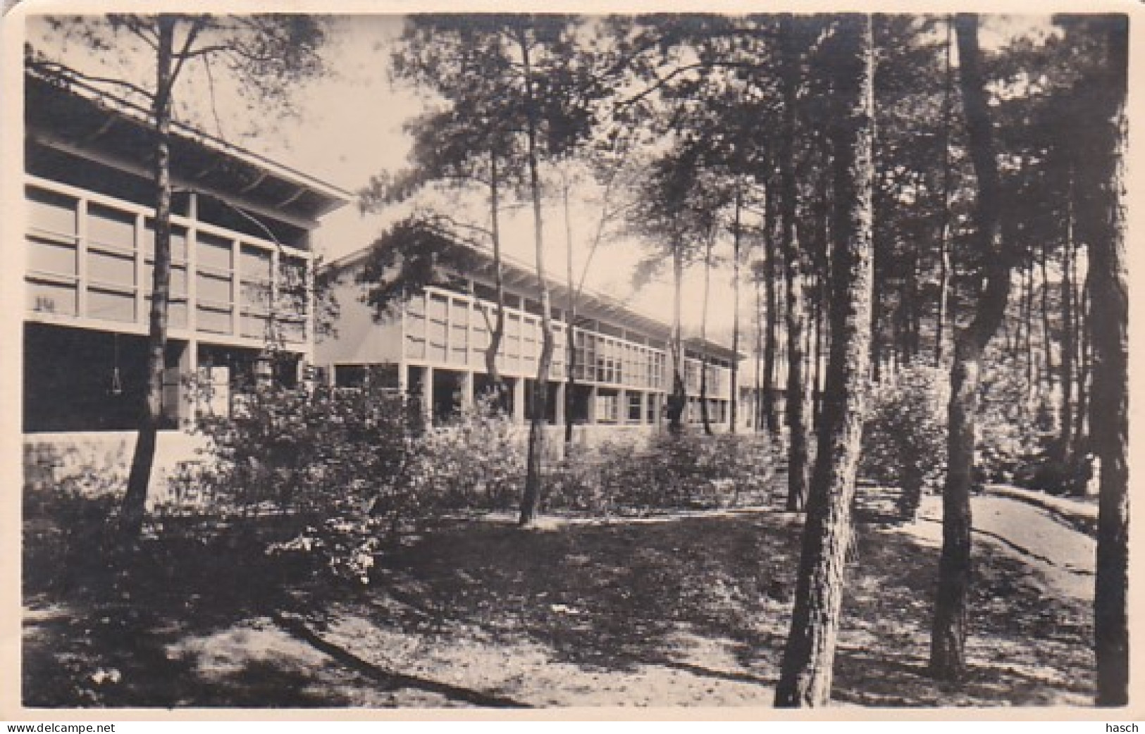 4844452Bilthoven, Sanatorium Berg En Bosch. Lighal Joseph Paviljoen. (FOTOKAART)(kleine Vouwen In De Hoeken) - Bilthoven