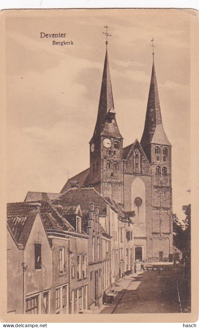 4844577Deventer, Bergkerk. (kleine Vouwen In De Hoeken) - Deventer