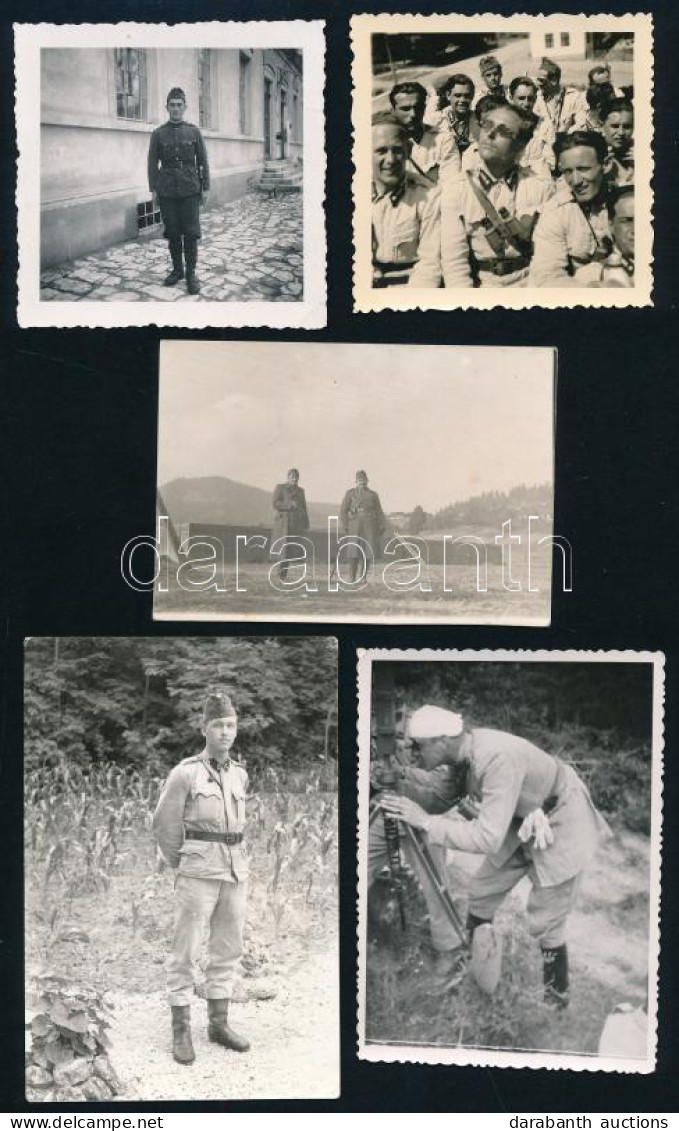 Cca 1940-1944 M. Kir. Honvédség Katonáit ábrázoló 5 Db Fotó, 9,5x6 Cm és 6x5,5 Cm Között - Other & Unclassified