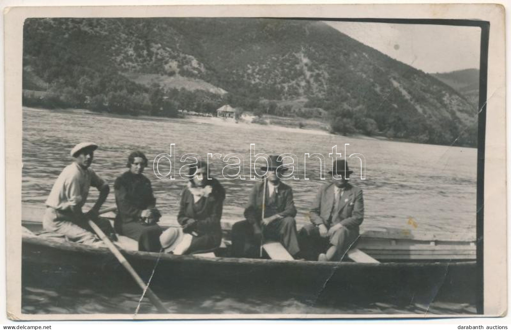 * T4 1935 Ada Kaleh, Utasok Csónakban / Passengers In A Boat. Photo (b) - Ohne Zuordnung