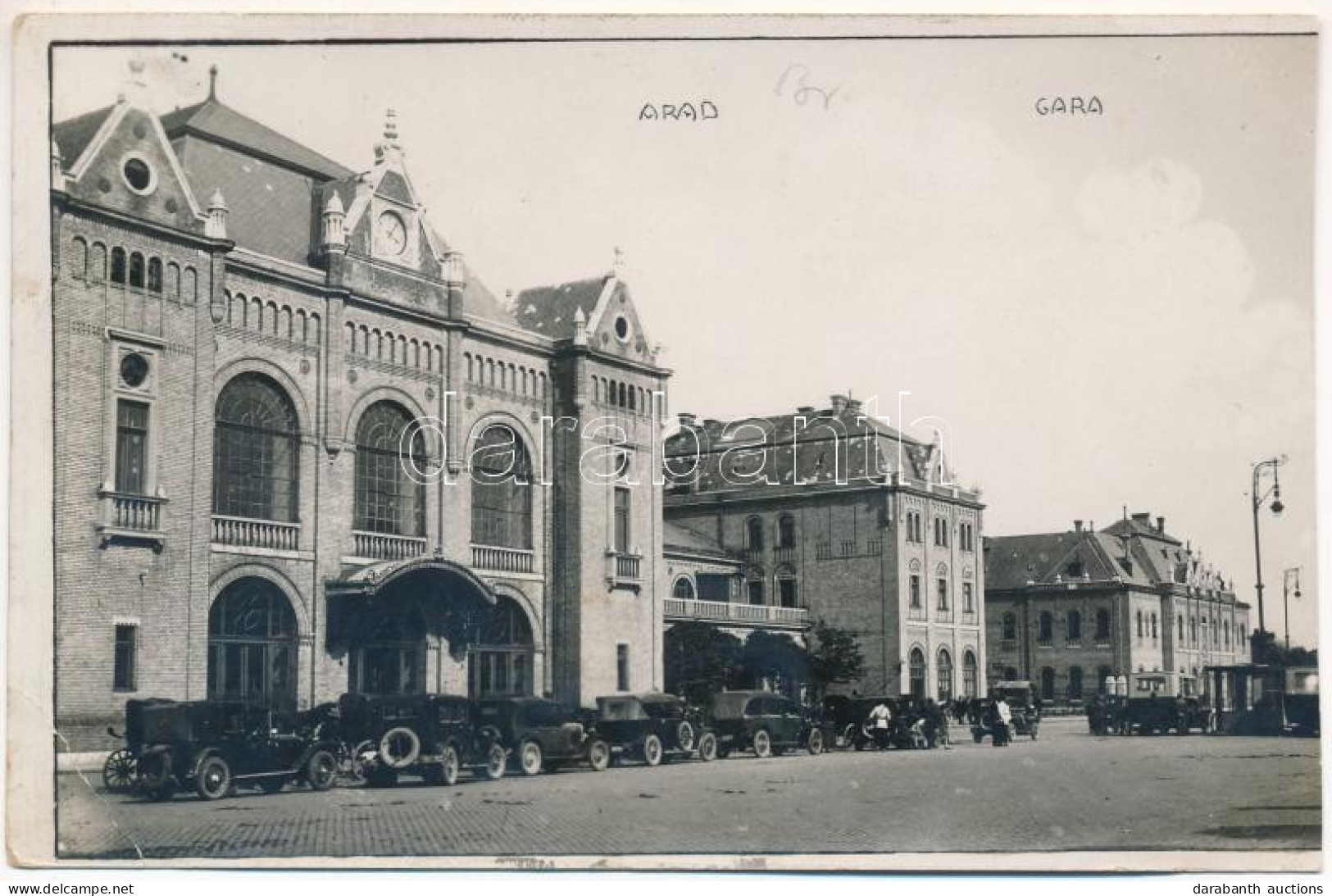 T3 1931 Arad, Gara / Vasútállomás, Autók / Railway Station, Automobiles (fl) - Sin Clasificación