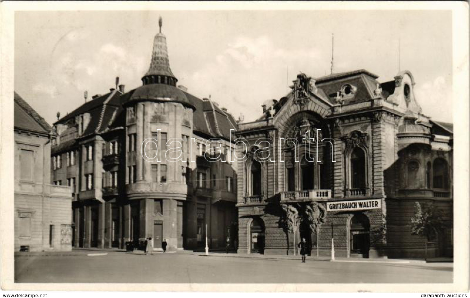 T2 1943 Szabadka, Subotica; Polgári Kaszinó, Gritzbauch Walter üzlete. Vojvodics Béla Kiadása / Casino, Shop - Zonder Classificatie