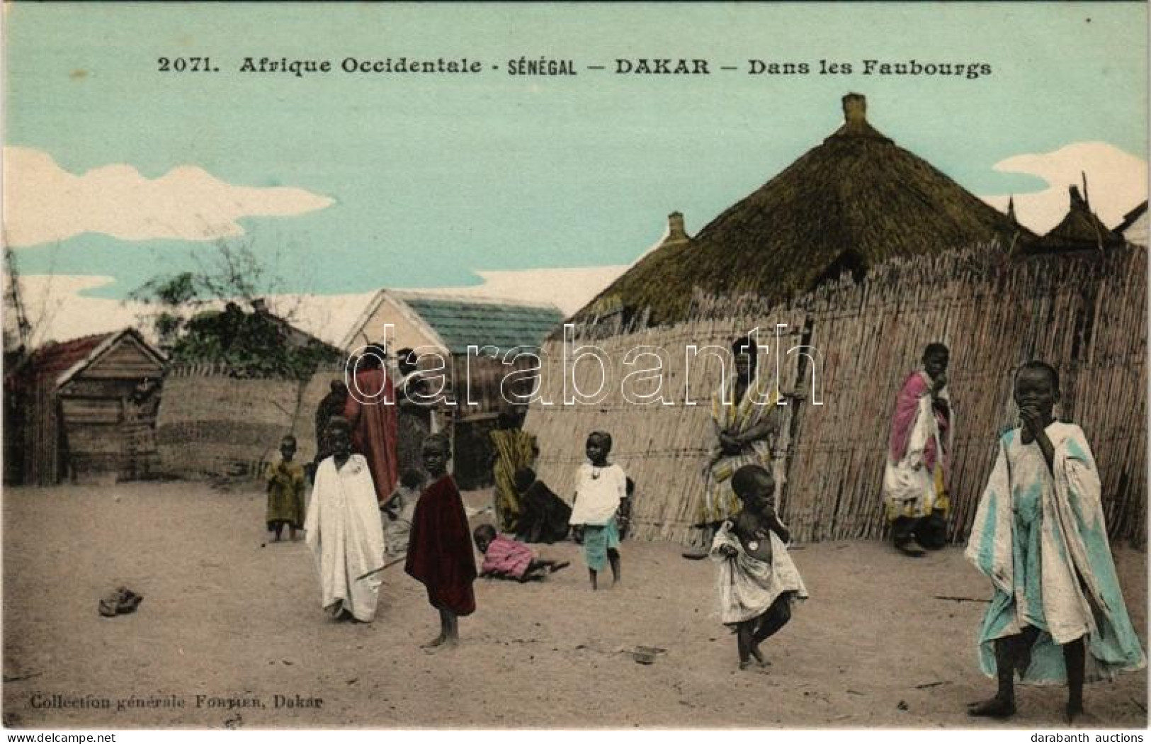 ** T1 Dakar, Dans Les Faubourgs / Suburb, African Folklore - Non Classés