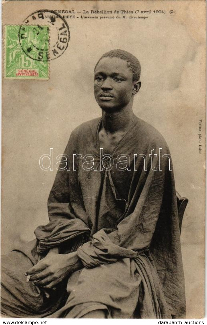 T1/T2 Thiés, La Rébellion (7 Avril 1904 ) / Smoking Native Man, African Folklore, TCV Card - Sin Clasificación