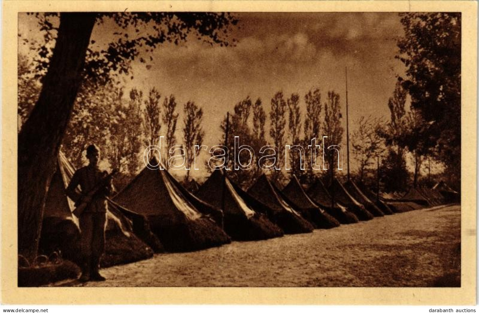 ** T2 Alszik A Tábor. Művészeti Alkotások Kiadása / Hungarian Socialist Military Propaganda - Ohne Zuordnung