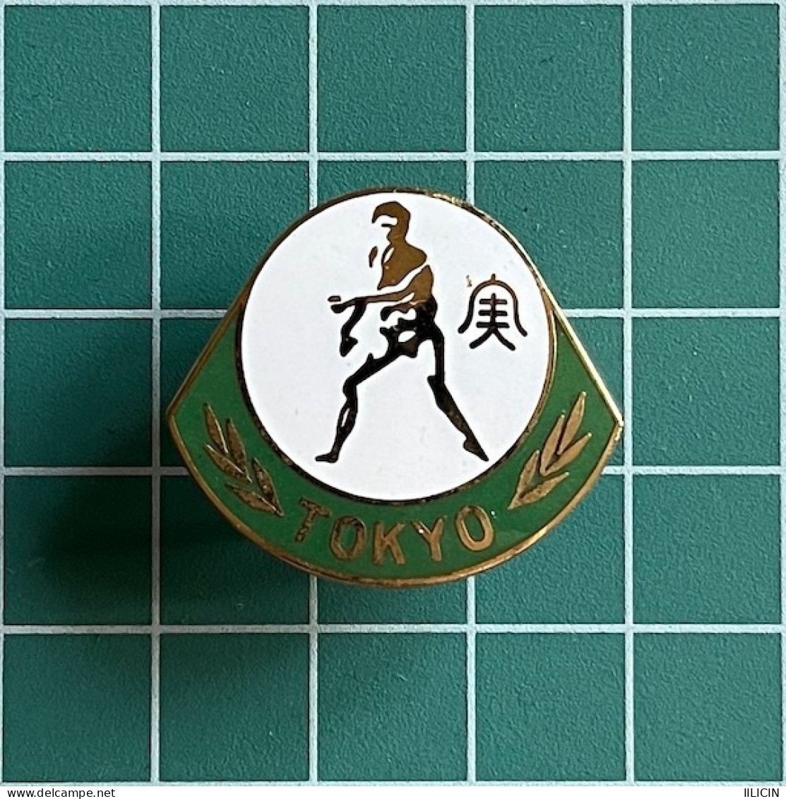 Badge Pin ZN013095 - Table Tennis (Ping Pong) Japan (Nippon / Nihon) Tokyo 1978 - Tischtennis