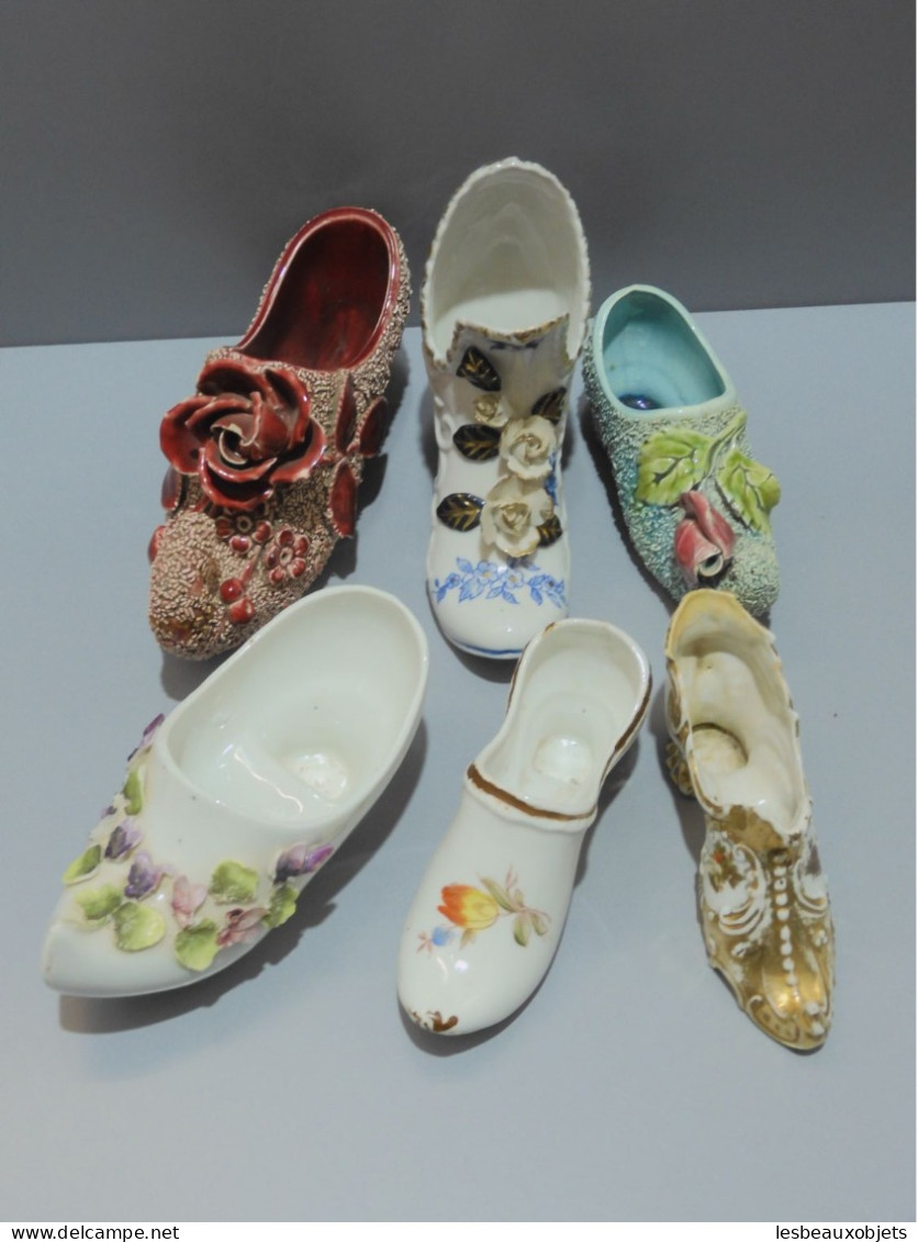 - LOT 6 Grands SABOTS CHAUSSURES PORCELAINE BARBOTINE COLLECTION VITRINE  E