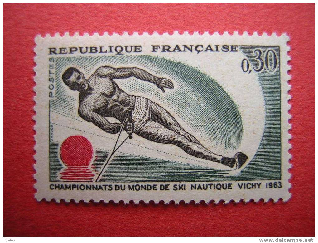 FRANCE : N° 1395  NEUF** - Waterski