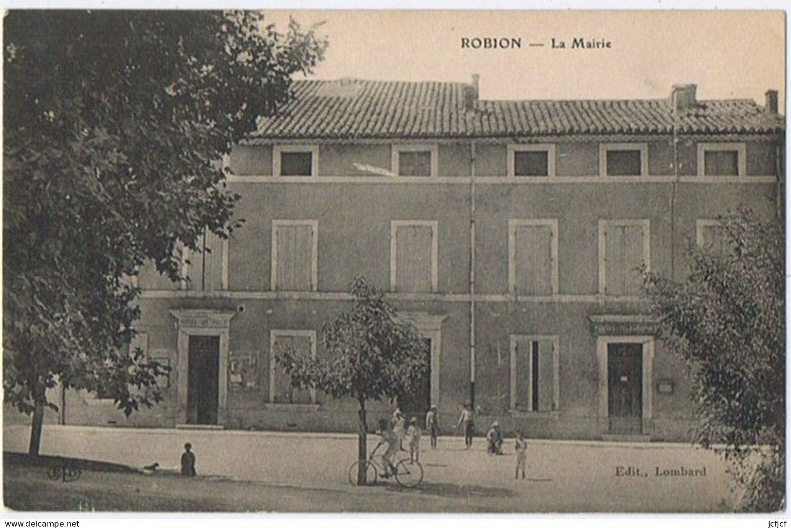 Cpa..84..ROBION..VAUCLUSE..LA MAIRIE - Robion