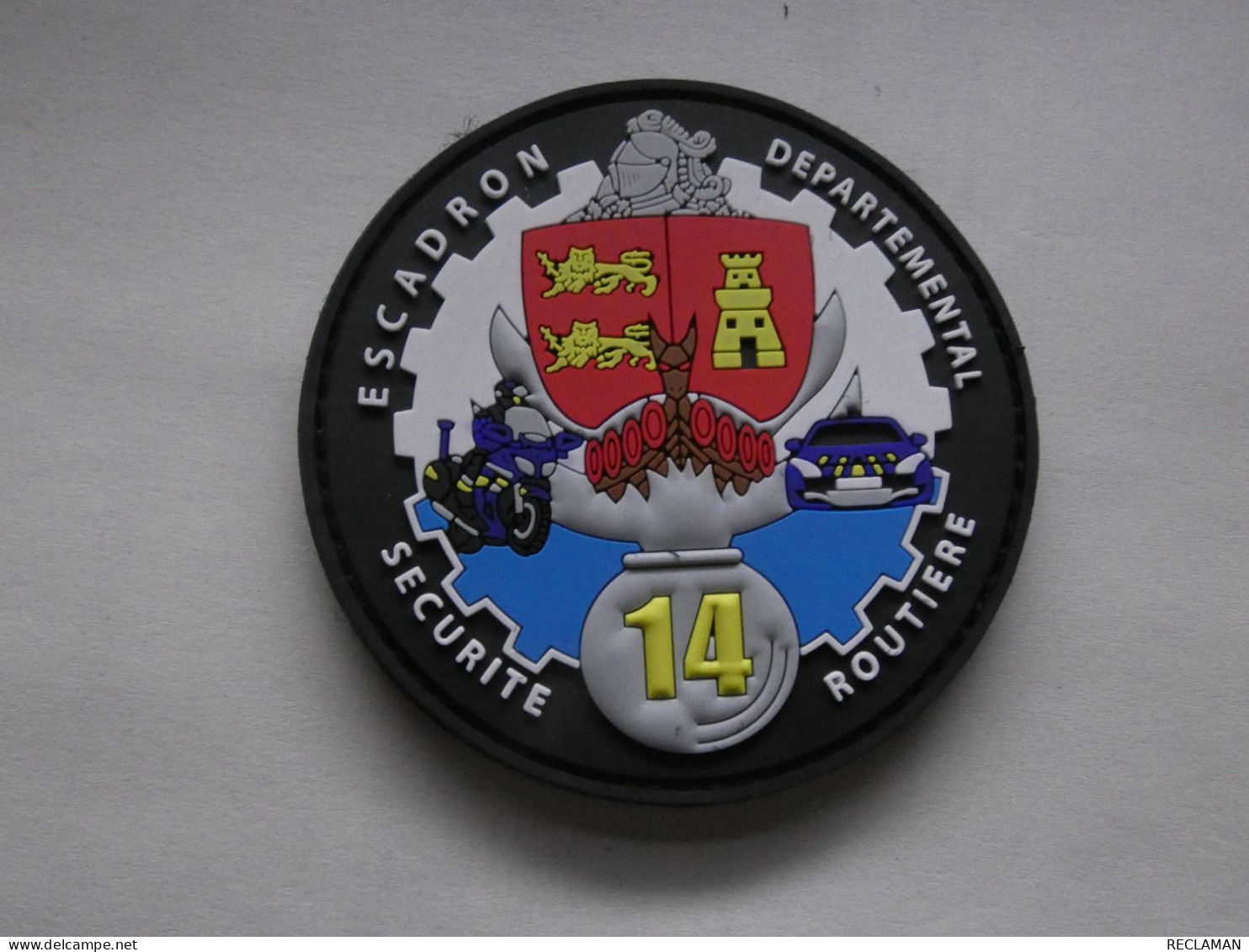 PATCH ECUSSON INSIGNE PVC 3D GENDARMERIE EDSR 14 CALVADOS Escadron Départemental Sécurité Routière - Policia