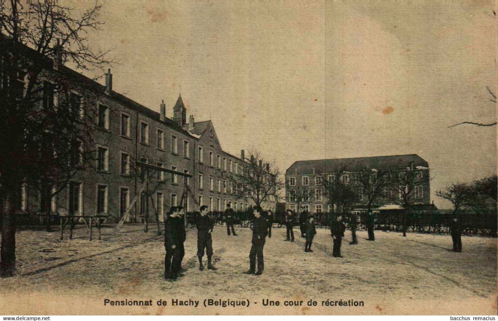 HACHY - Pensionnat Des Frères - Une Cour De Récréation - Habay